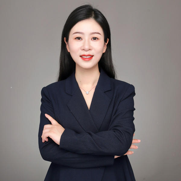 <div id= 沈鴻燕-首席設計師